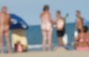 大きな自然のおっぱい女の子Fucks彼女の剃毛の商品 女性 専用 オナニー 動画