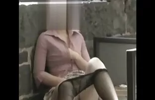 ルナは彼女の最初のコックをキャッチ マチ子 女性 専用