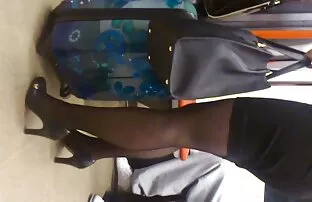 かわいい可愛いエロいお尻を見せる2:4 エロ 動画 女の子 専用