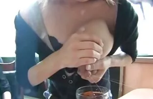 ドイツの十代はシャワーで犯される。 あなたの口の中に来る 女性 専用 無料 アダルト 動画