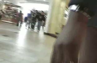 太った男は女の子を本当に激しくファックする。 女性 専用 エッチ 動画 無料