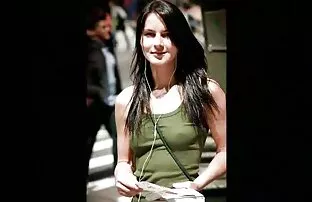 かわいいと柔軟な十代は彼女の剃毛した猫を処理するのが好きです。 エッチ 動画 女性 専用