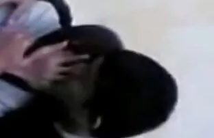 私の女の子のガールフレンドを性交し、彼女に精液の完全な口を与える。 エロ 動画 女子 専用